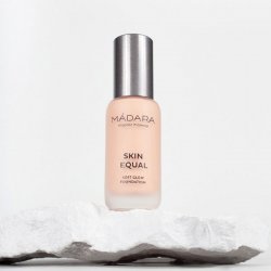 Maquillaje Base Skin Equal Mádara